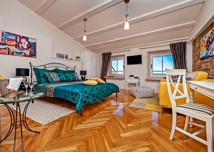 Luxury Studio '936'